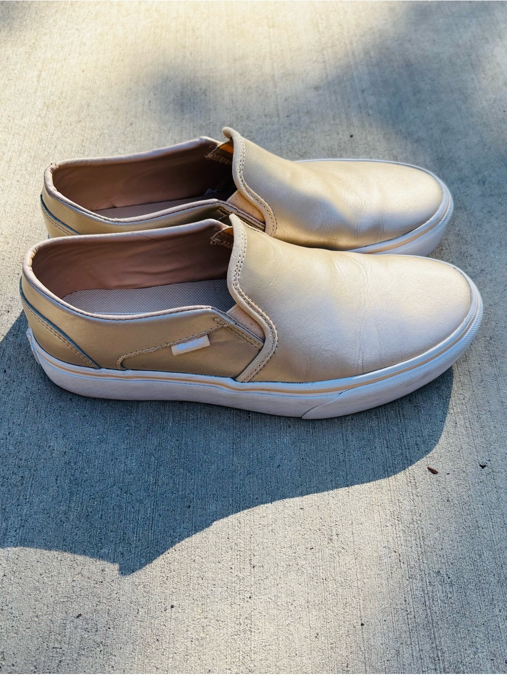 Vans Women’s Slip-On Loafers — Light Tan, or Metallic gold size 8.5 - Picture 11 of 13